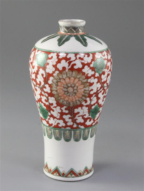 A Chinese famille verte meiping, 19th century, height 19cm, slight faults
